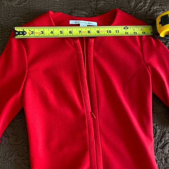 DIANE von FURSTENBERG dress, size 2. - Picture 4 of 9